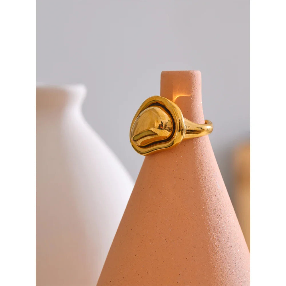 Anel de Coração em Aço Inoxidável Banhado a Ouro 18k