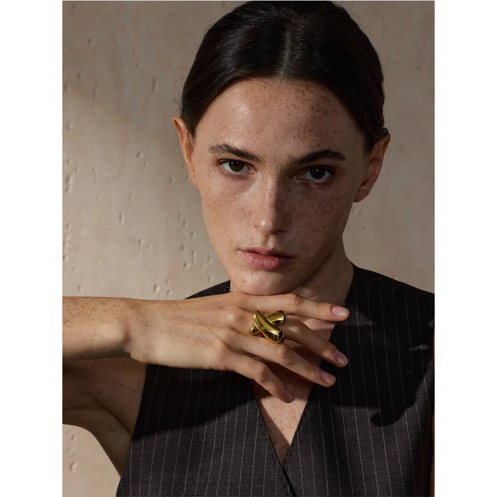 Anel Texturizado Banhado a Ouro 18K