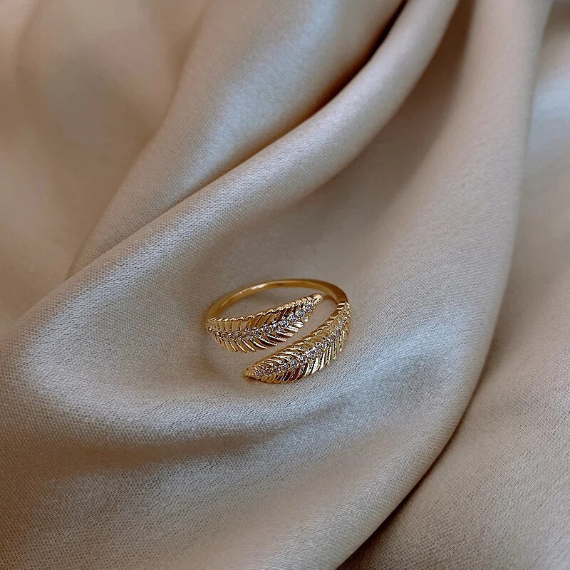 Anel Folhas Ajustável