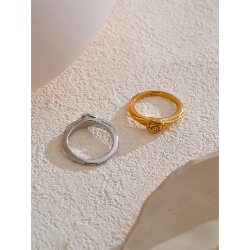 Anel Rosa Dourado 18K