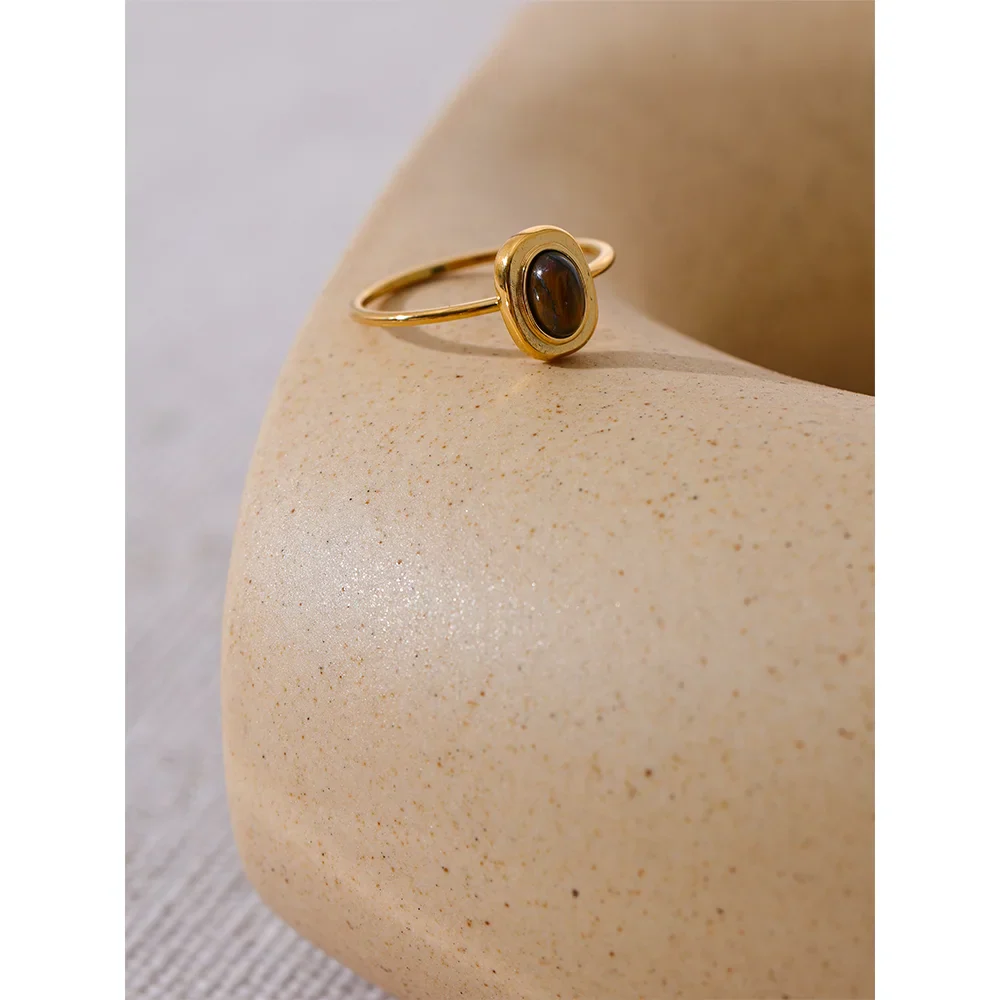 Anel Oval Fino Pedra Natural Ouro 18K