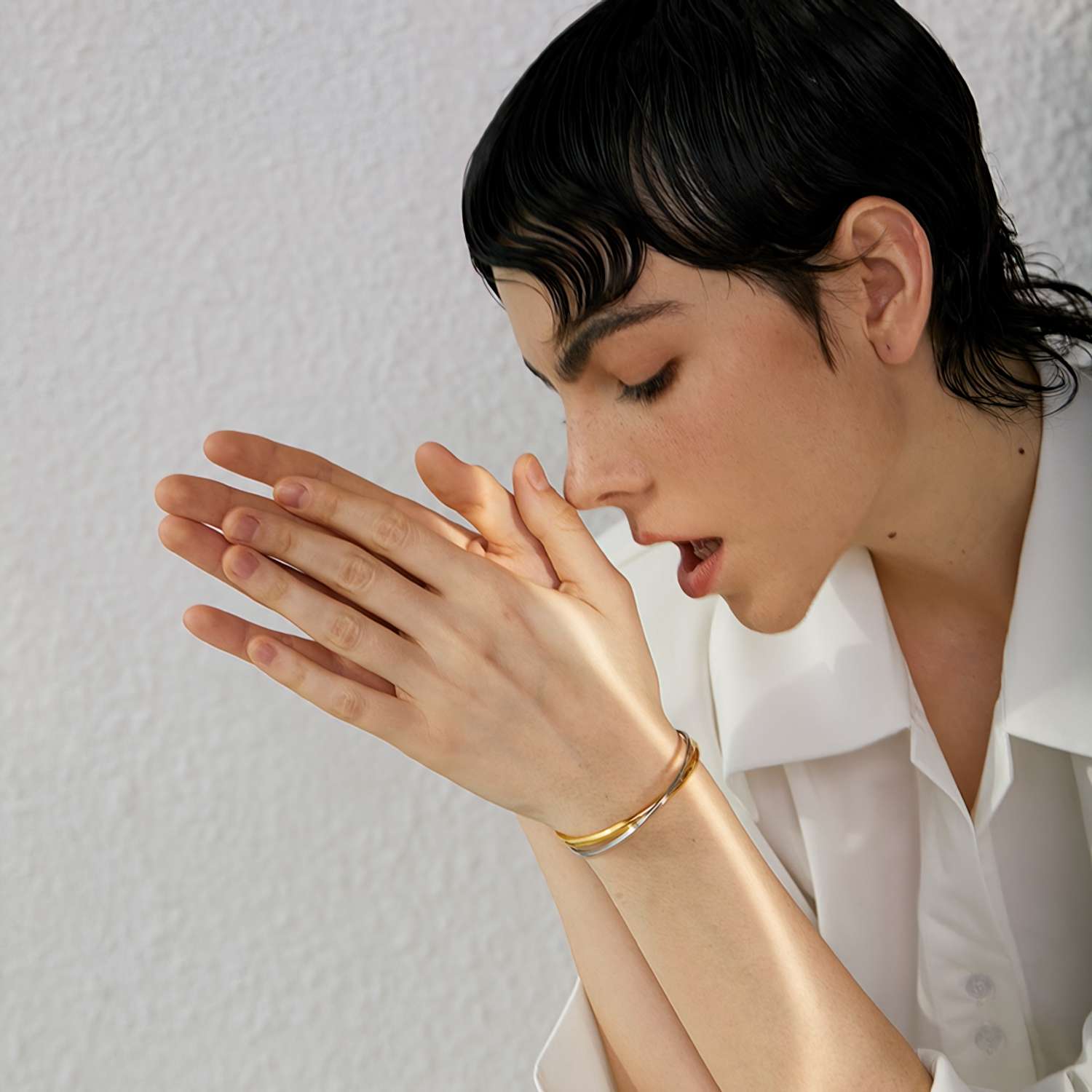 Bracelete Cuff Double em Aço Inoxidável Banhado a Ouro 18k