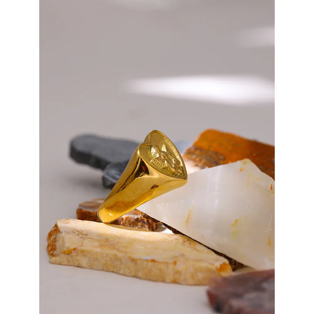 Anel Coração Angelical Ouro 18K