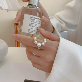 Anel Formato C de Pérolas Naturais