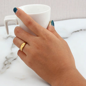 Anel Estrela Pavê em Ouro 18K