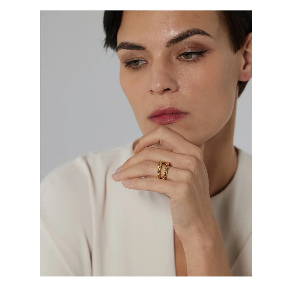 Anel Dourado em Aço Inoxidável 18K para Mulheres