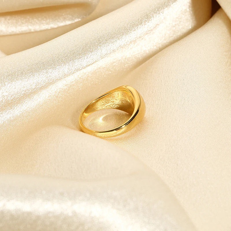 Anel Bella Farfalla – Elegância Leve com Design de Borboleta