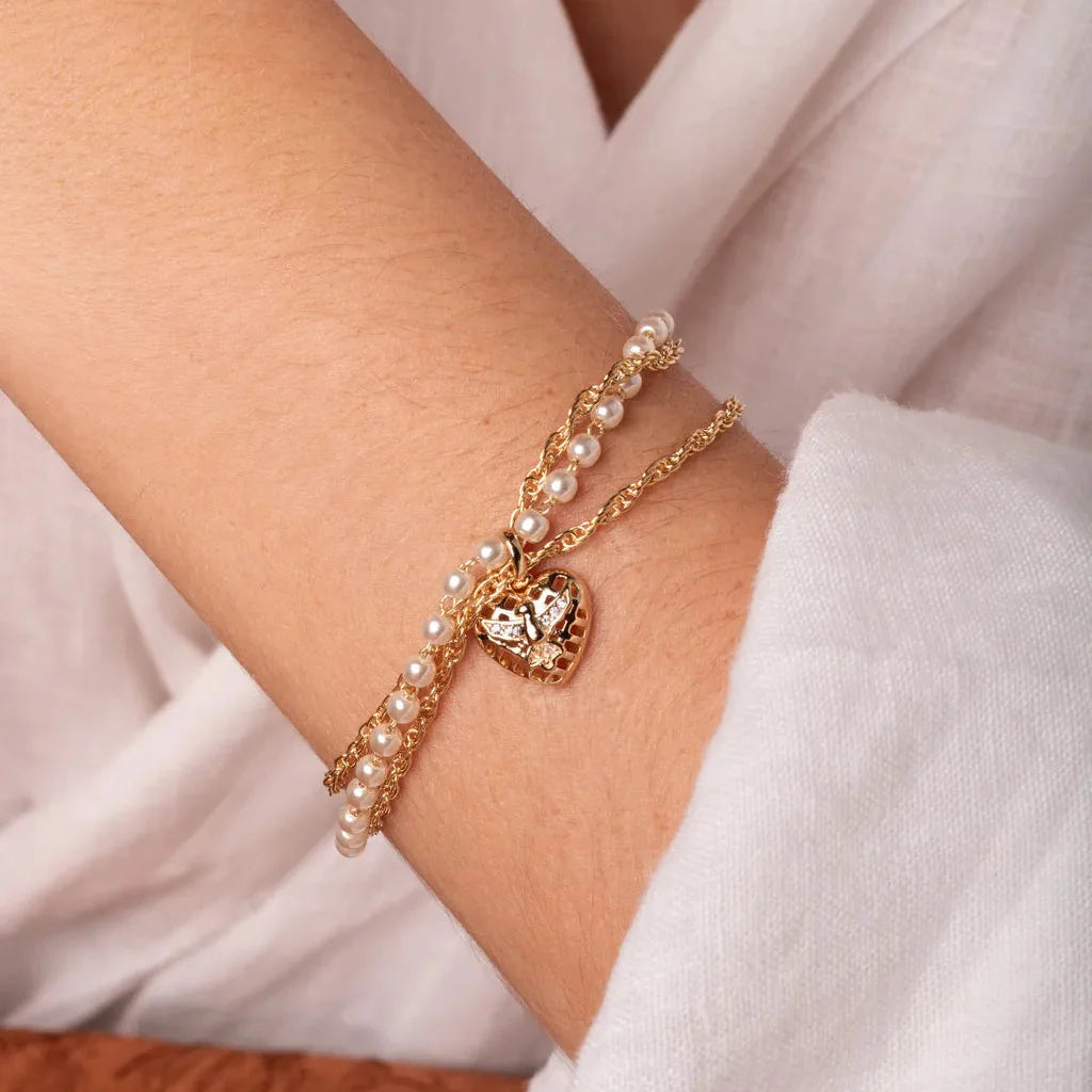 Pulseira Encanto de Pérolas com Coração Banhada a Ouro 18k