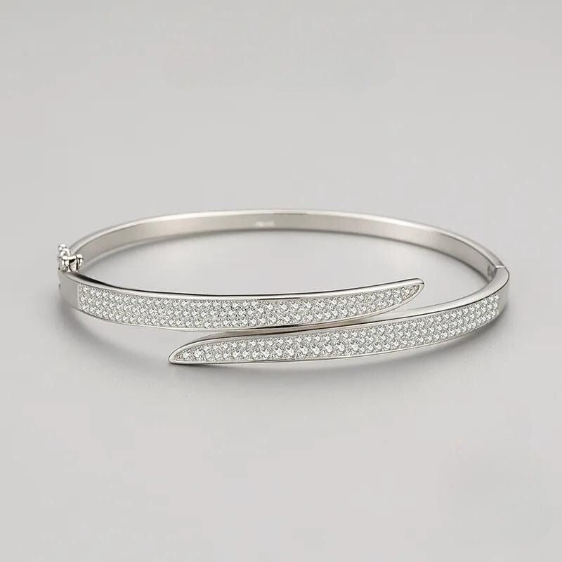 Bracelete com Zircônias em Prata 925 Banhado a Ouro Branco