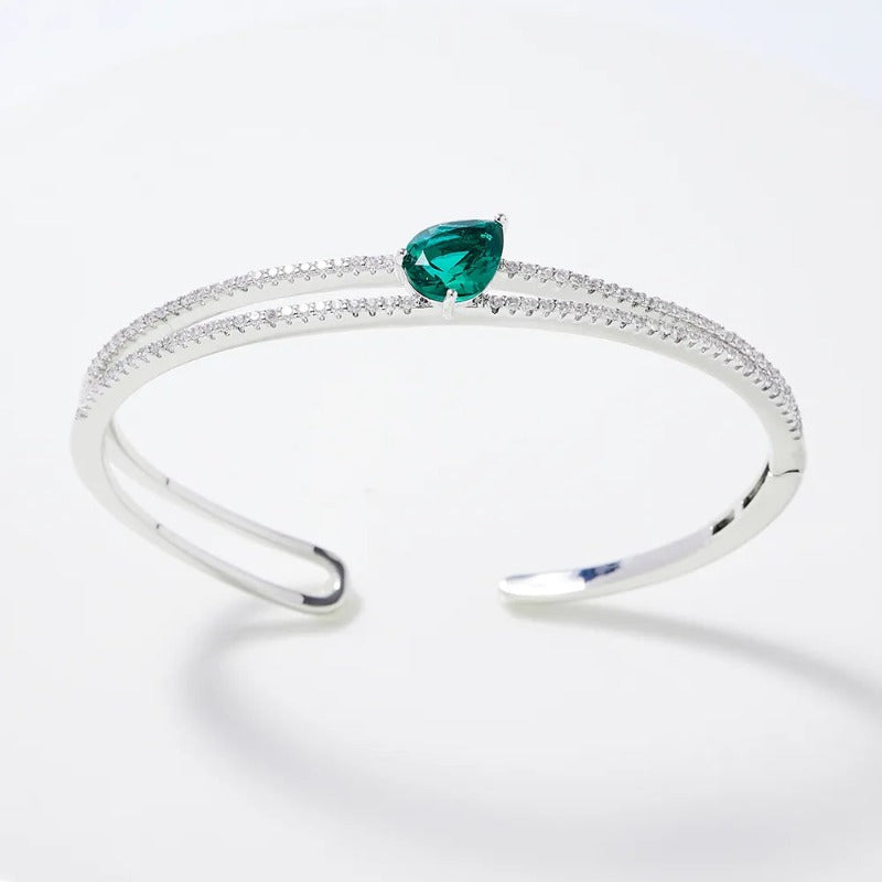 Bracelete em Prata com Detalhe de Esmeralda