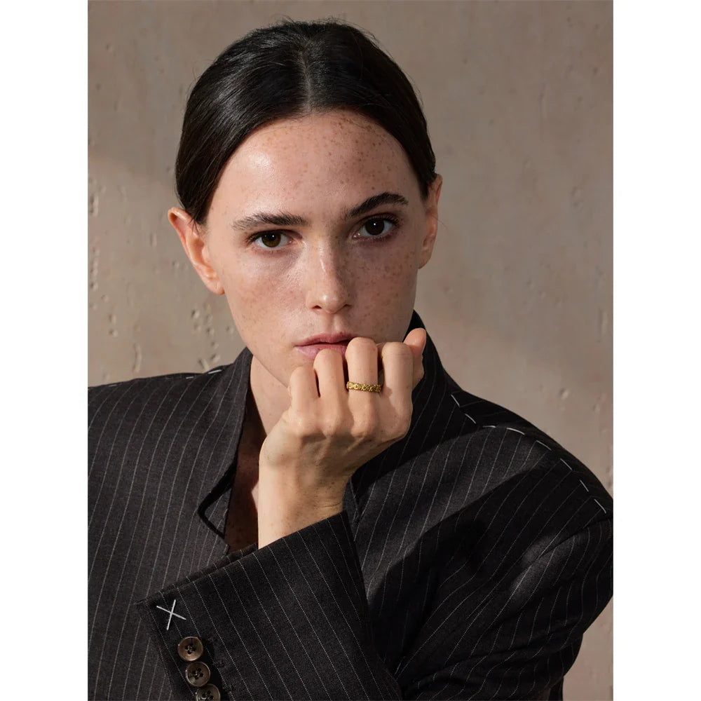 Anel Flor Ouro 18k PVD – Sofisticação Feminina