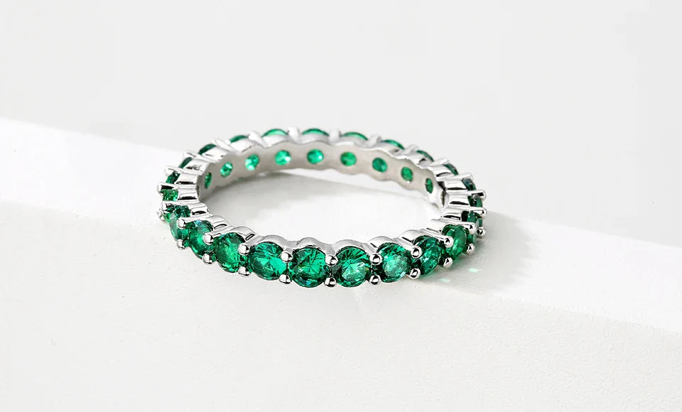 Anel Delicado Ouro 18K com Zircônia