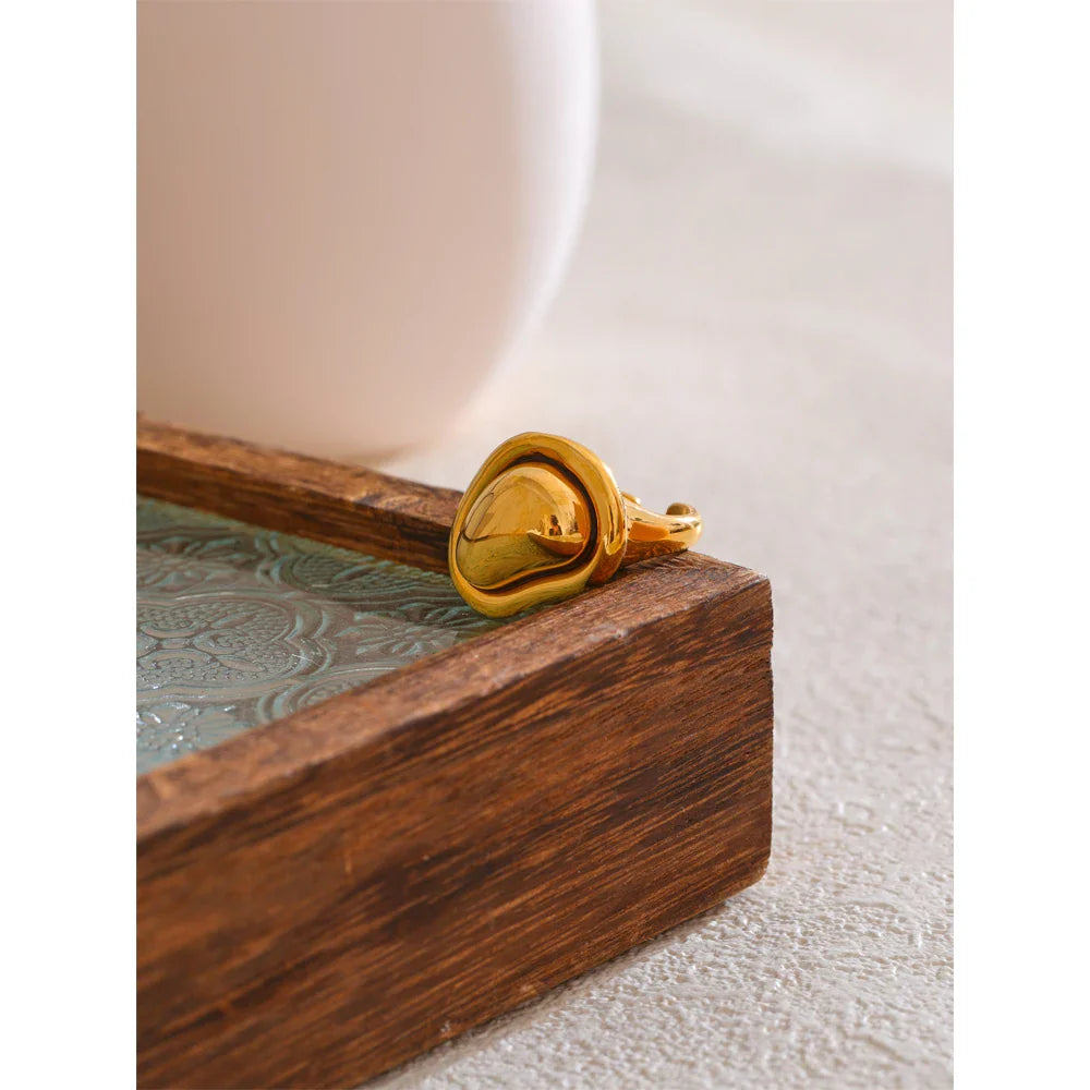 Anel de Coração em Aço Inoxidável Banhado a Ouro 18k