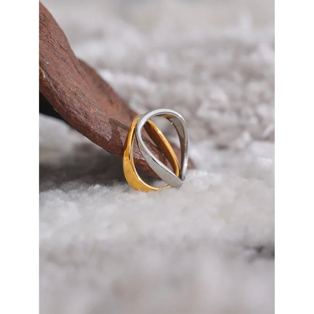 Anel Minimalista Bicolor em Aço Inoxidável