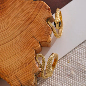 Anel Cobra com Pingente Ouro PVD