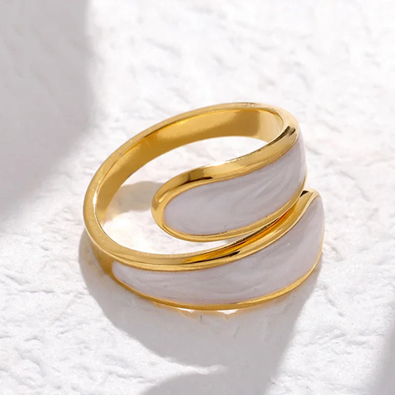 Anel Bianca Dualité – Contraste Elegante em Ouro 18K