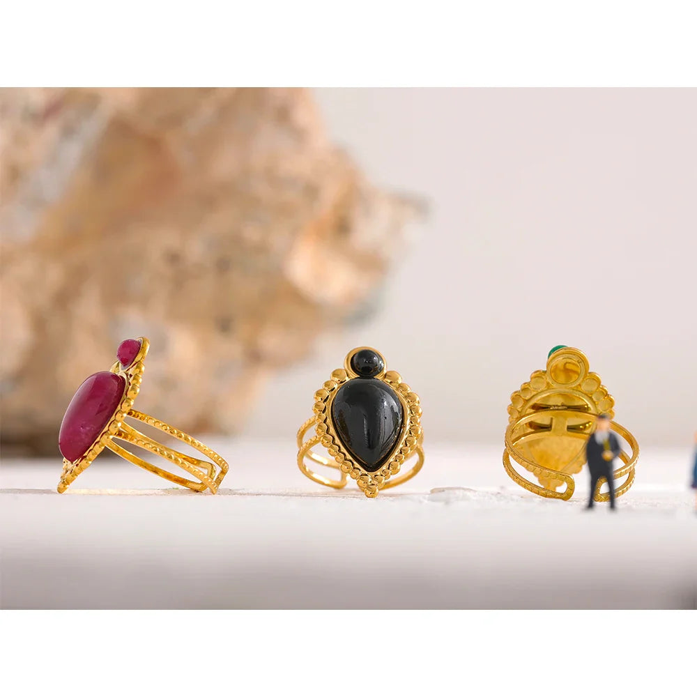 Anel Ajustável com Pedra Natural Banhado a Ouro 18K