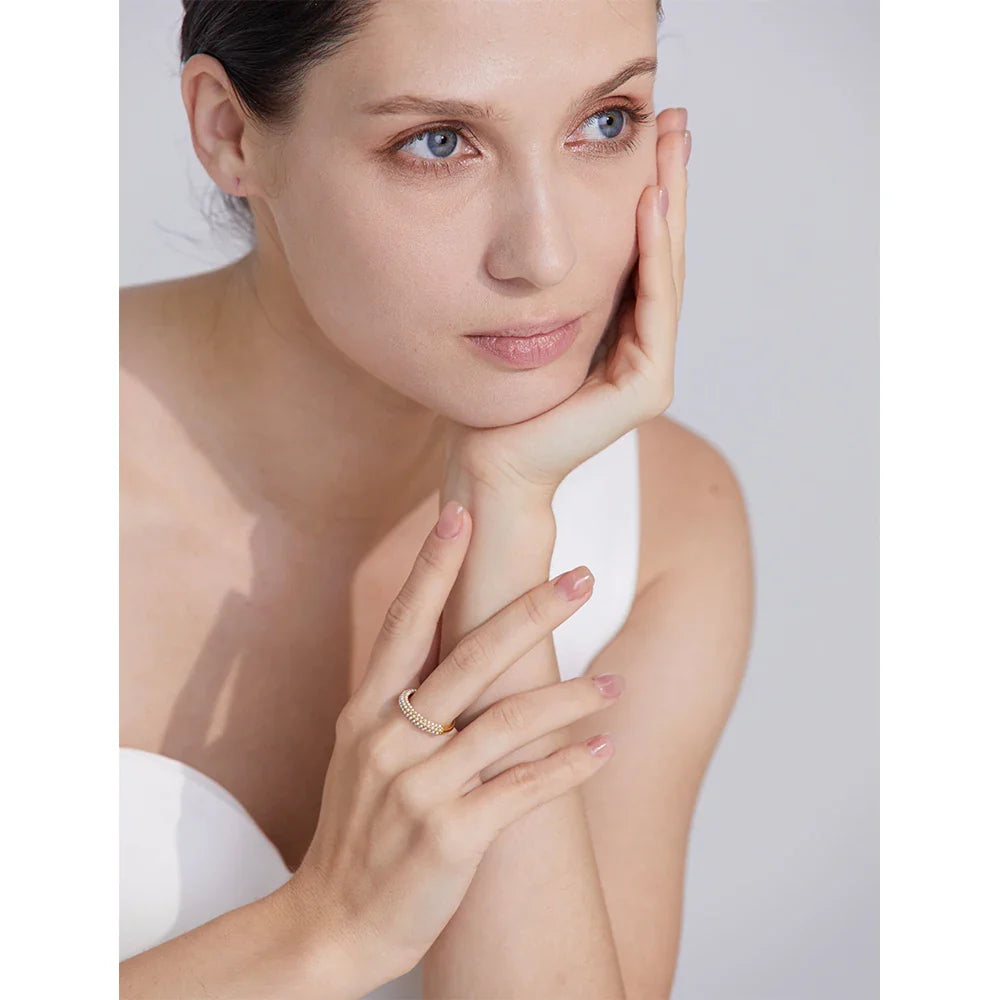 Anel de Pérolas — Elegância Atemporal Banhado a Ouro 18k