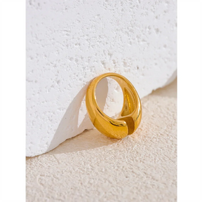 Anel Geométrico Minimalista Banhado a Ouro