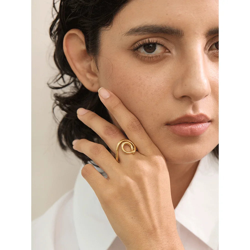 Anel Geométrico Dourado Aço Inoxidável