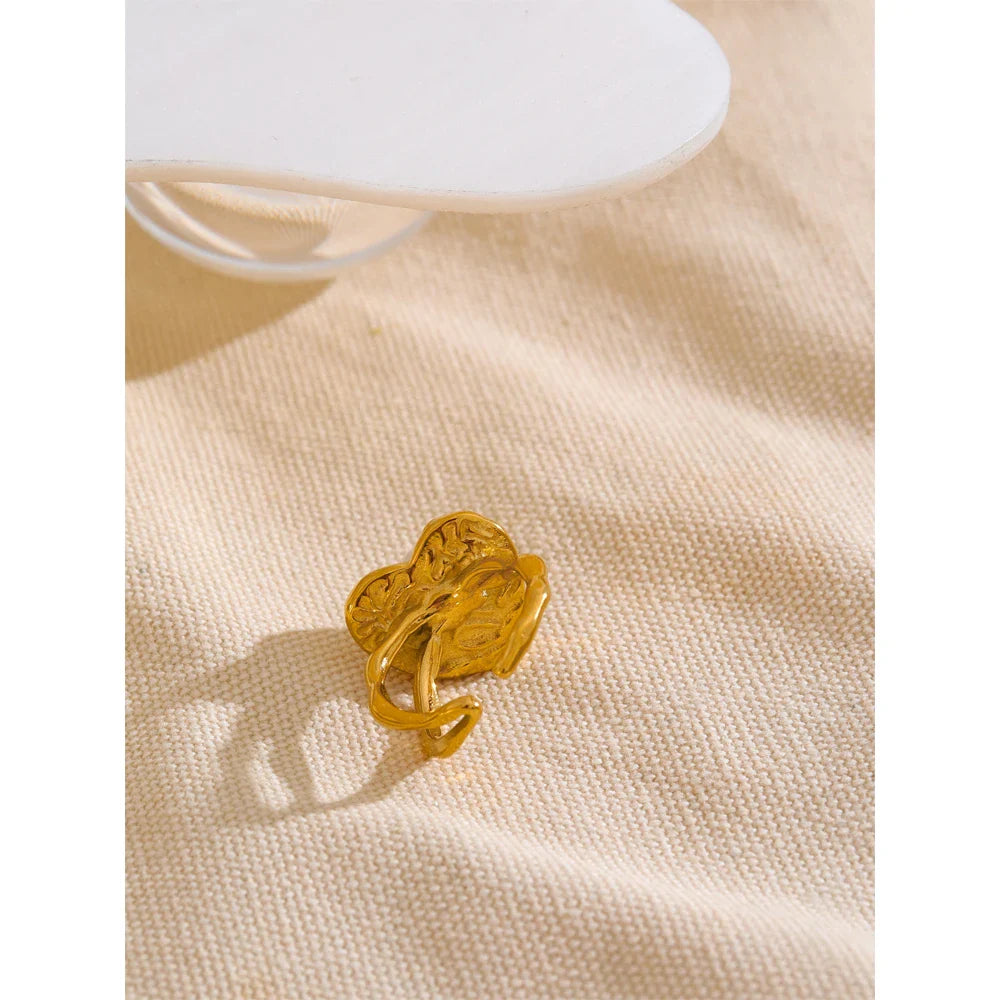 Anel Encanto de Pérola com Banho de Ouro 18k