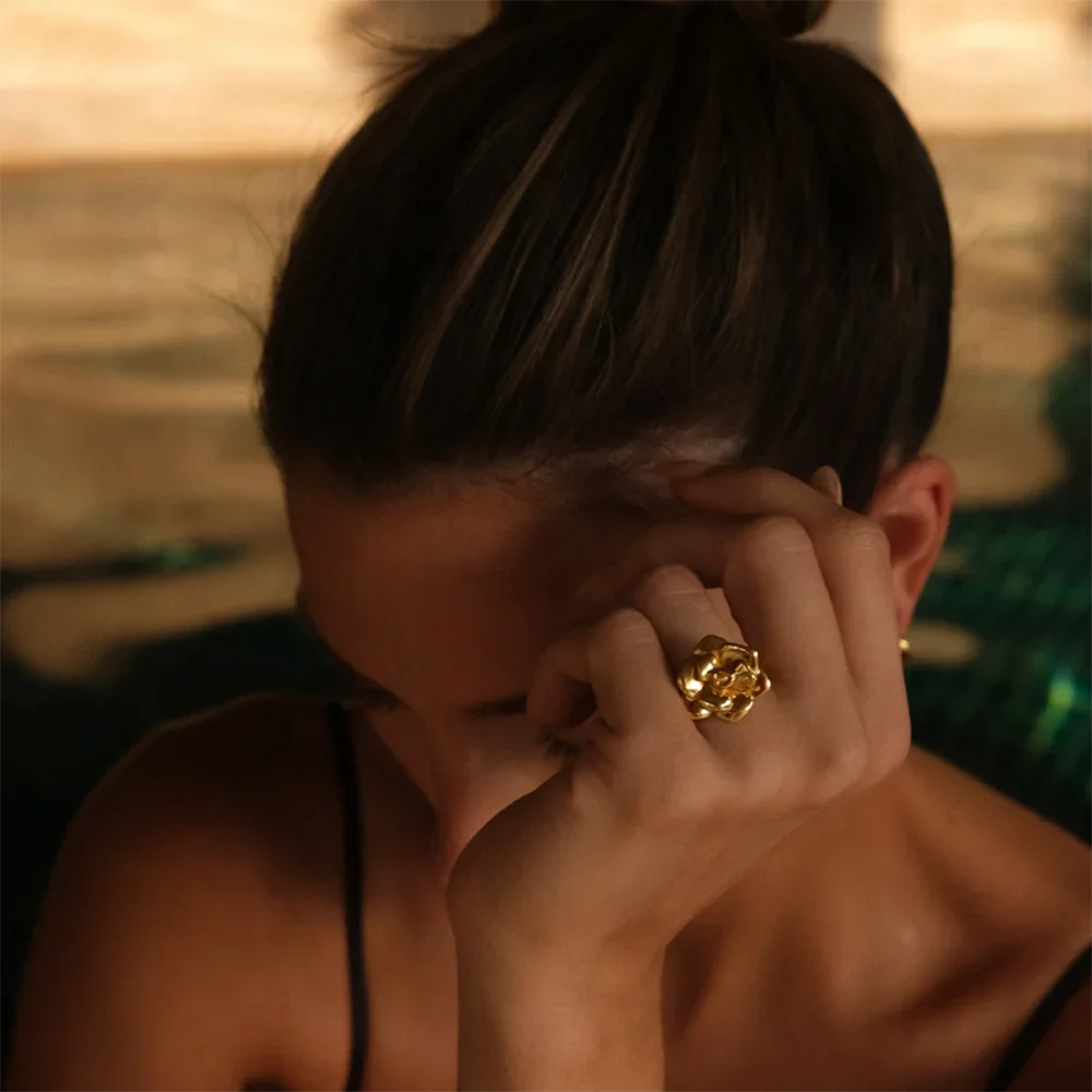 Anel Camélia 3D Banhado a Ouro