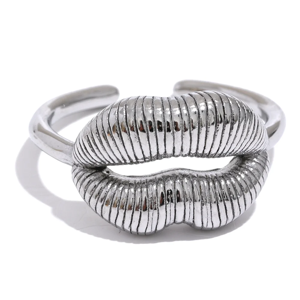 Anel Grace Open – Minimalismo com Banho de Ouro 18K