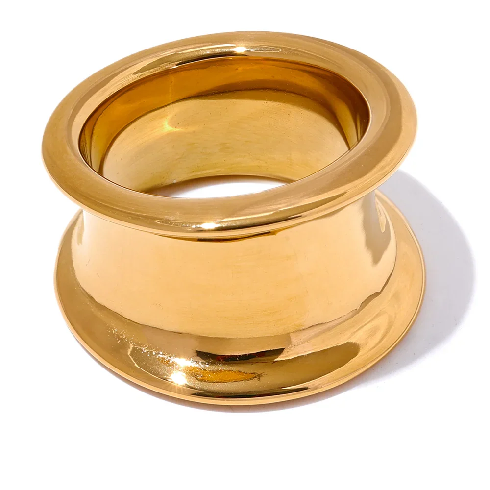 Anel Largo Elegante Banhado a Ouro 18K