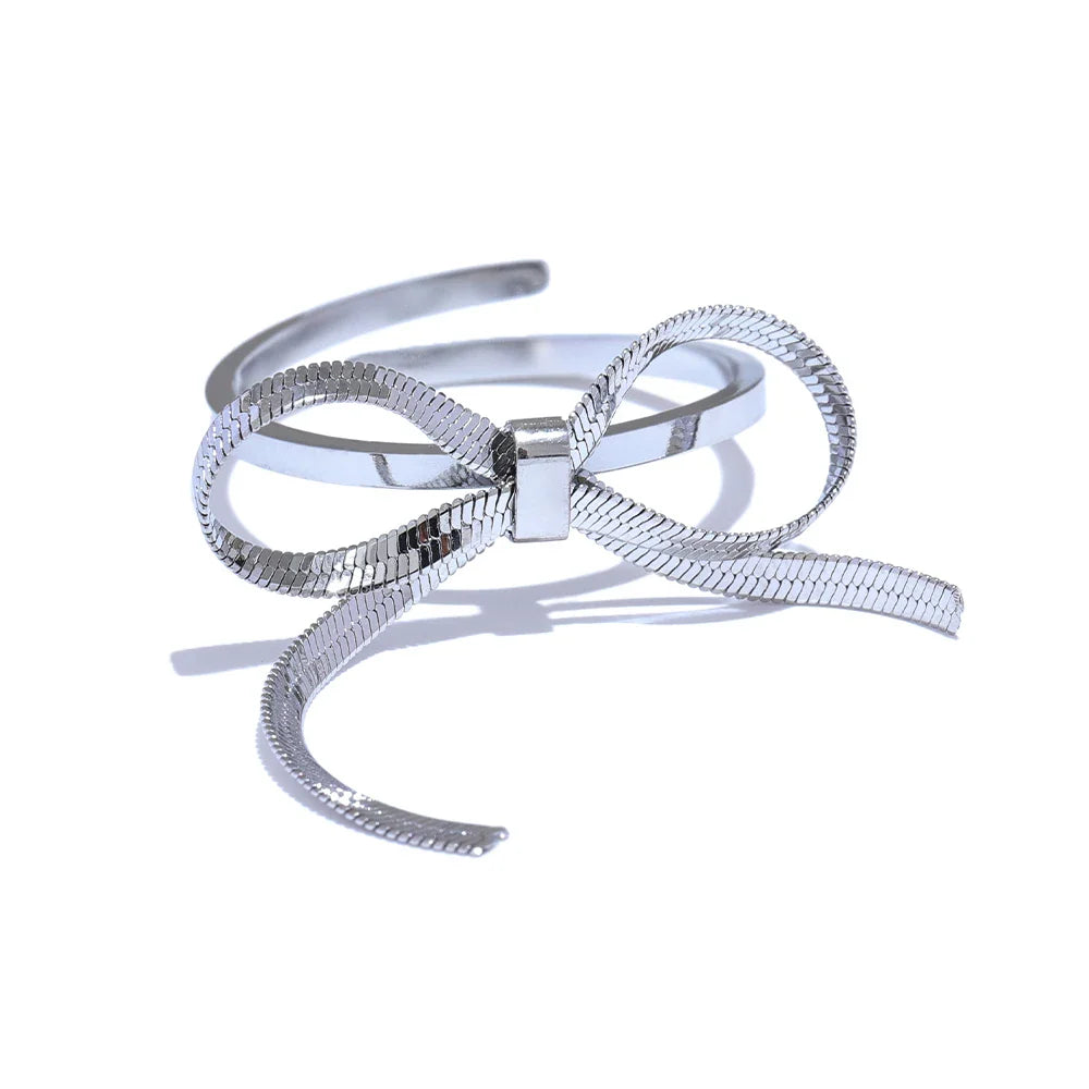 Anel Elegante de Nó Ajustável em Aço Inoxidável com Banho de Ouro PVD