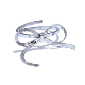 Anel Elegante de Nó Ajustável em Aço Inoxidável com Banho de Ouro PVD