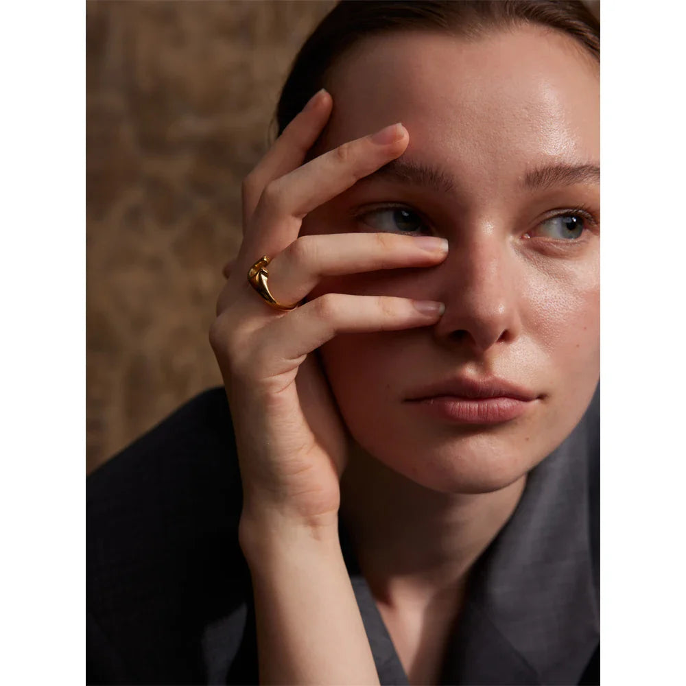 Anel U Textura Ouro 18K