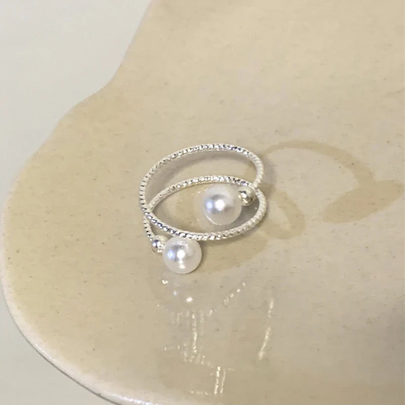 Anel Ajustável Espiral com Pérolas