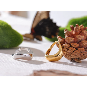 Anel Geométrico Minimalista Banhado a Ouro 18K