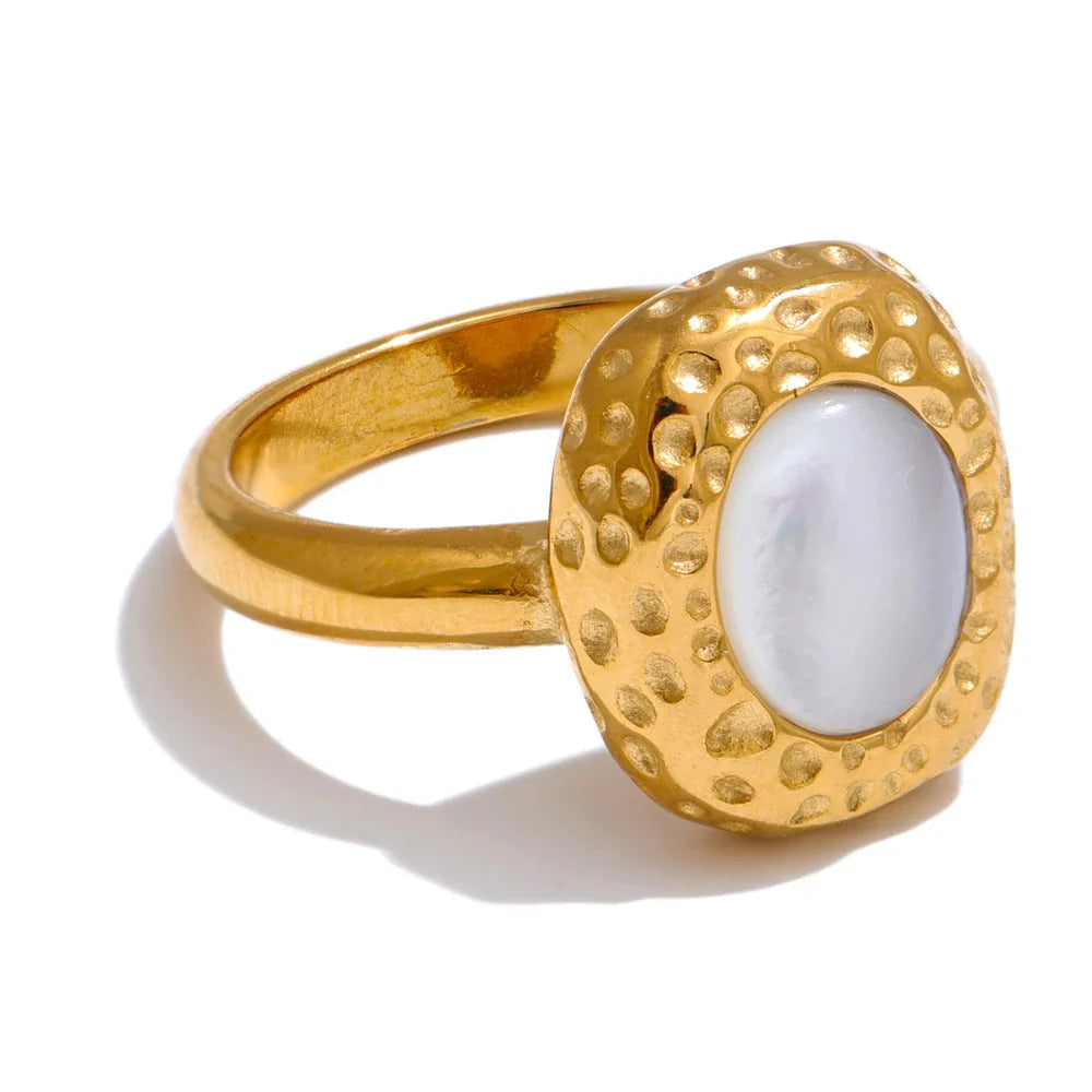 Anel Aura Geométrica com Concha Natural e Banho em Ouro 18k