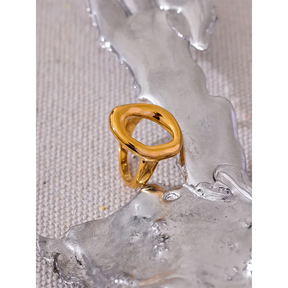 Anel Geométrico Dourado Minimalista em Aço Inoxidável