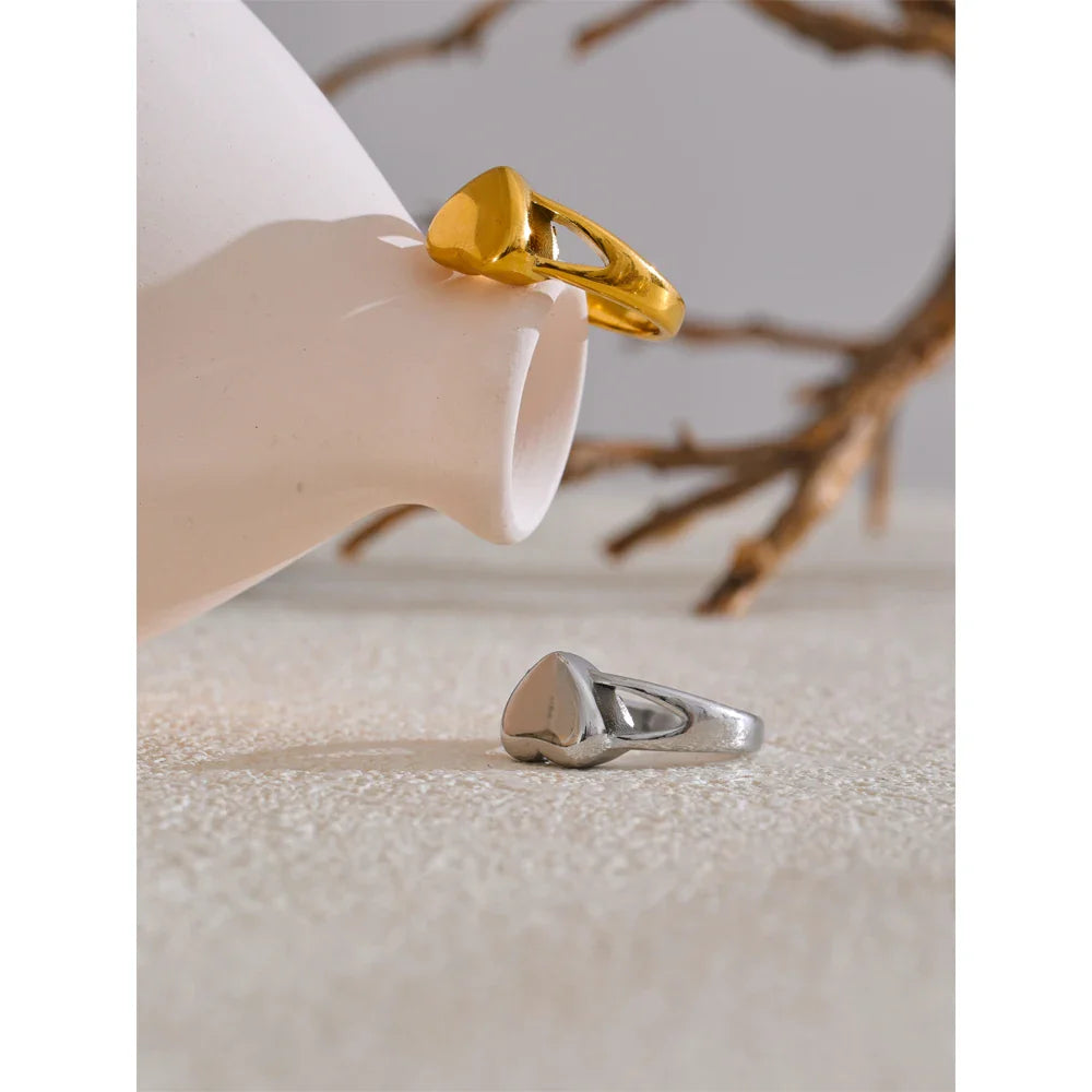 Anel Coração Dourado 18K