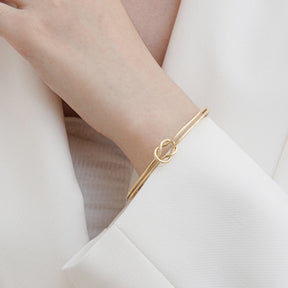 Bracelete Elara Nó Banhado a Ouro 18k