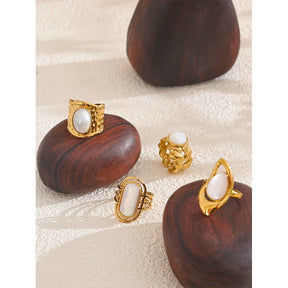 Anel Geométrico Concha Natural Banho Ouro 18K