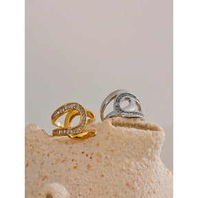 Anel Geométrico de Zircônia Banhado a Ouro 18K