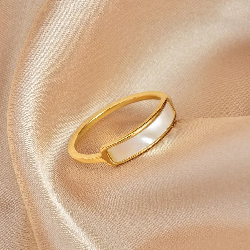 Anel Aliança Minimalista Ouro 18K