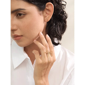 Anel Elegante de Nó Ajustável em Aço Inoxidável com Banho de Ouro PVD