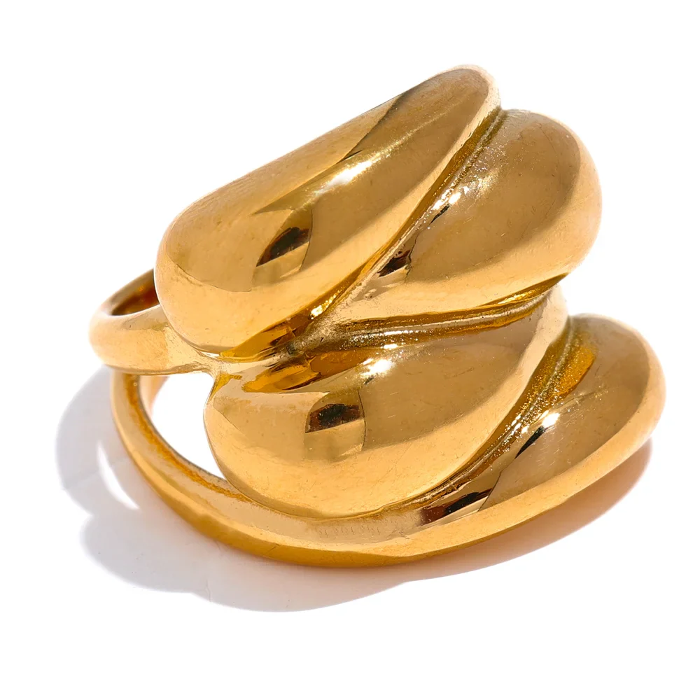 Anel Dourado Geométrico — Charme Elegante Banhado a Ouro 18k