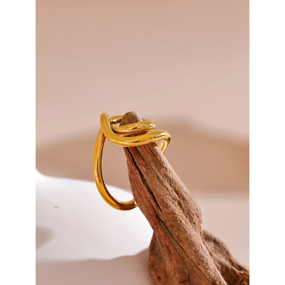 Anel Geométrico Dourado Aço Inoxidável